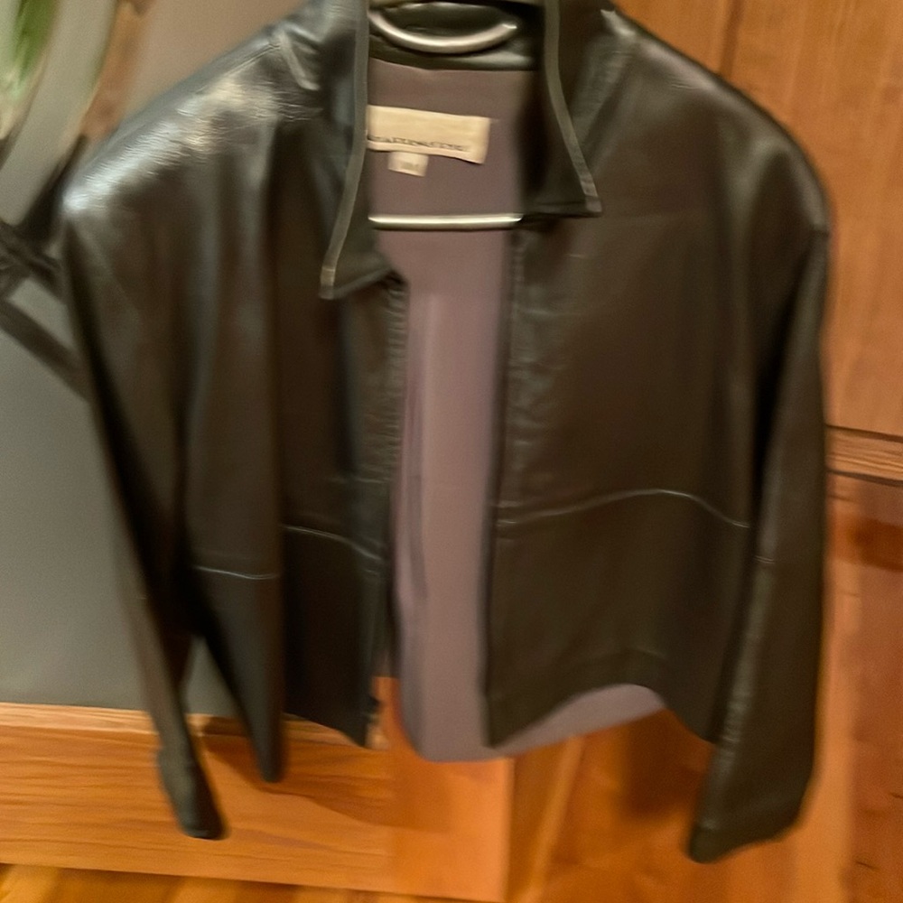 Women short jacket silver leather not new